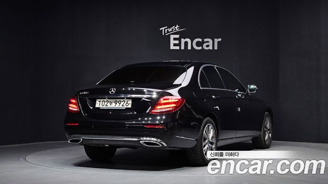 Mercedes-Benz E-Class E220d 4MATIC Exclusive