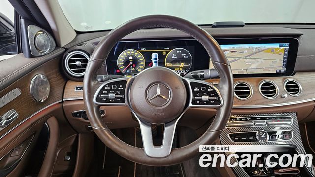 Mercedes-Benz E-Class E220d 4MATIC Exclusive
