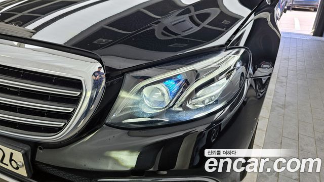 Mercedes-Benz E-Class E220d 4MATIC Exclusive