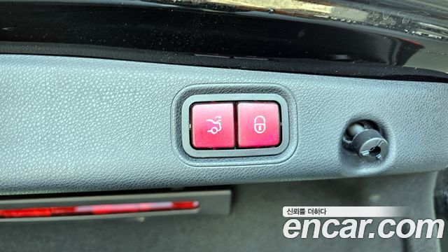 Mercedes-Benz E-Class E220d 4MATIC Exclusive