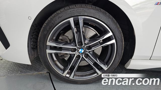BMW 2-Series 220i M Sports