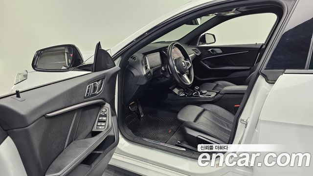 BMW 2-Series 220i M Sports