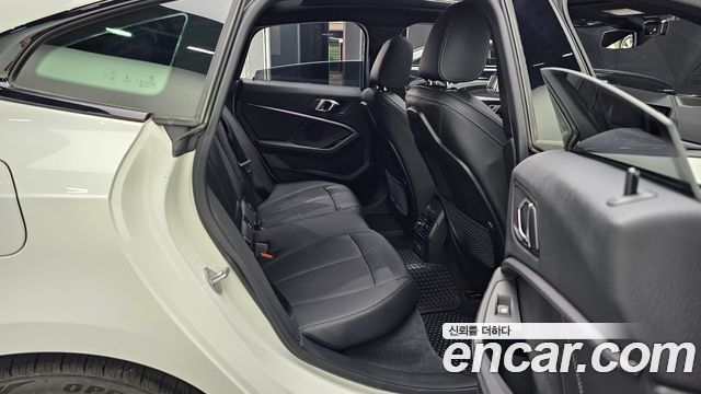 BMW 2-Series 220i M Sports