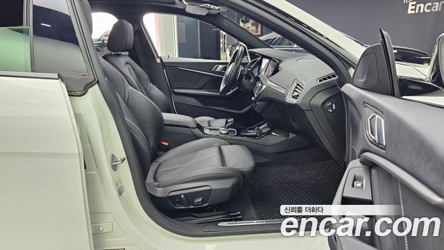 BMW 2-Series 220i M Sports