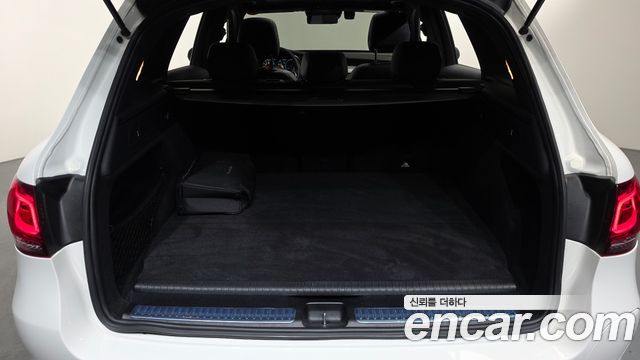 Mercedes-Benz GLC-Class GLC300e 4MATIC