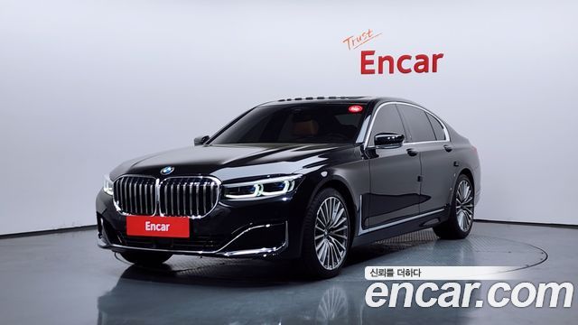 BMW 7-Series 740i Design Pure Excellence