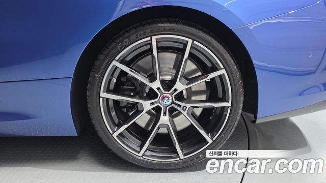 BMW 8-Series M850i xDrive Coupe