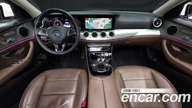 Mercedes-Benz E-Class E200 Avantgarde