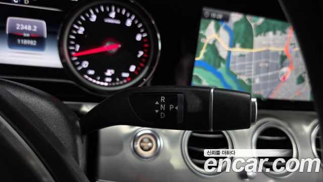 Mercedes-Benz E-Class E200 Avantgarde