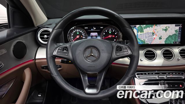 Mercedes-Benz E-Class E200 Avantgarde