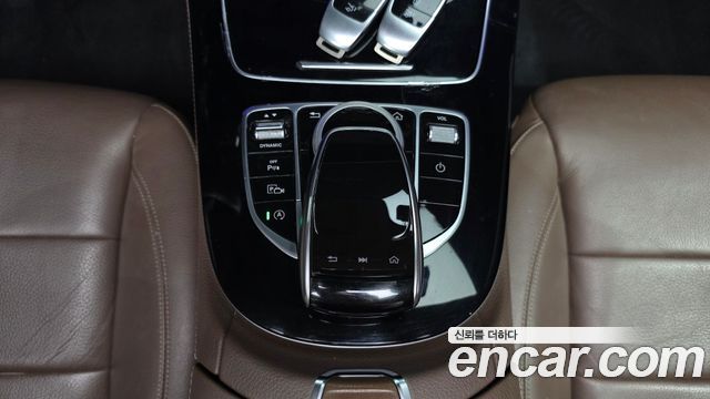 Mercedes-Benz E-Class E200 Avantgarde