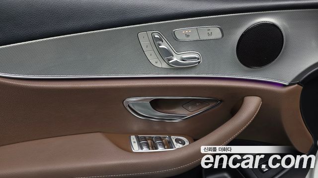 Mercedes-Benz E-Class E200 Avantgarde
