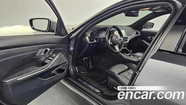 BMW 3-Series M340i xDrive Touring