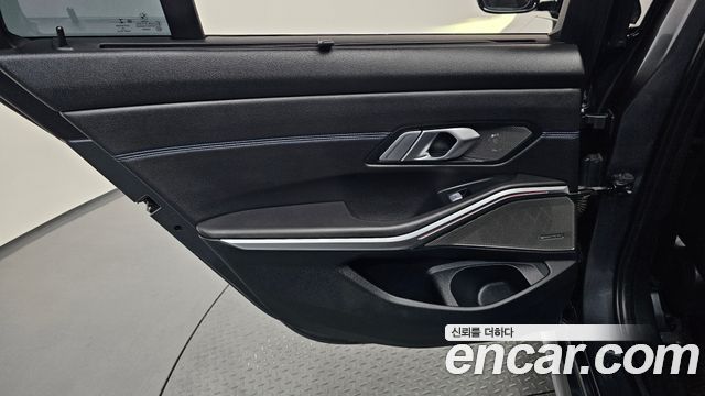 BMW 3-Series M340i xDrive Touring