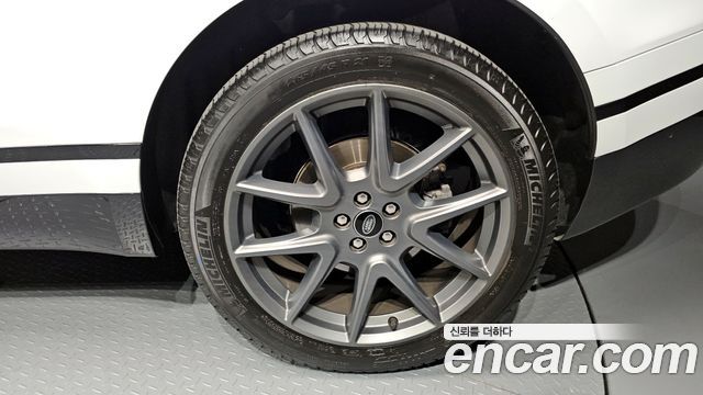 Land Rover Range Rover Velar 3.0 P400 R-Dynamic HSE
