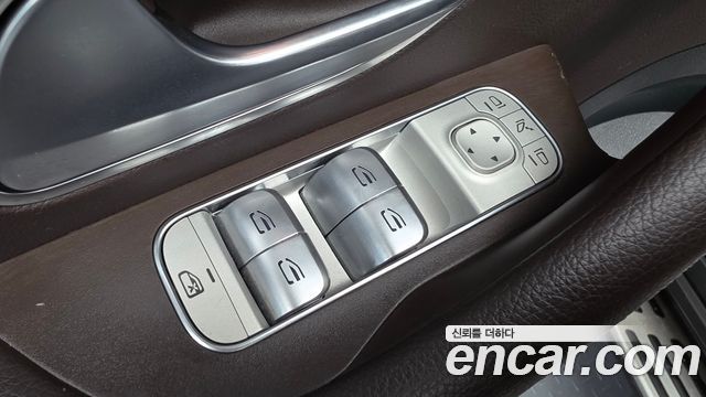 Mercedes-Benz GLE-Class GLE300d 4MATIC