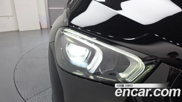 Mercedes-Benz GLE-Class GLE300d 4MATIC