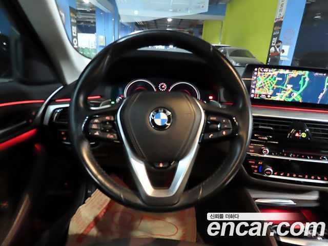 BMW 5-Series 530i xDrive Luxury Plus
