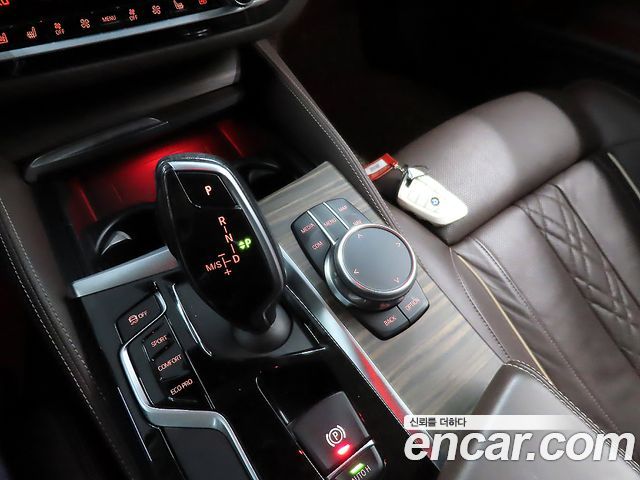BMW 5-Series 530i xDrive Luxury Plus