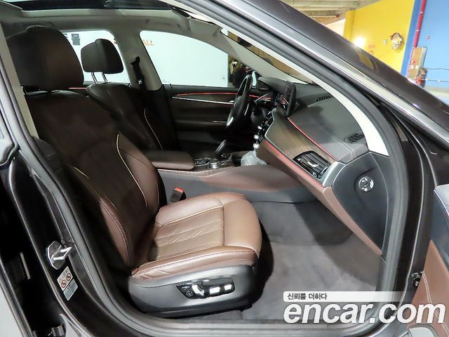BMW Gran Turismo 630i xDrive Luxury