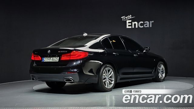 BMW 5-Series 520d xDrive M Sport Package Plus