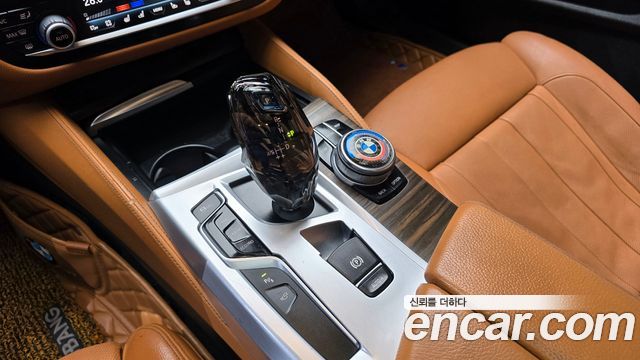 BMW 5-Series 520d xDrive M Sport Package Plus