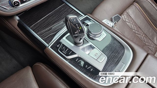 BMW 7-Series 740e iPerformance M Sport