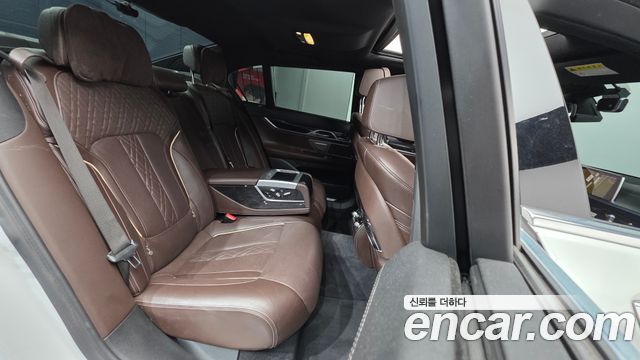 BMW 7-Series 740e iPerformance M Sport