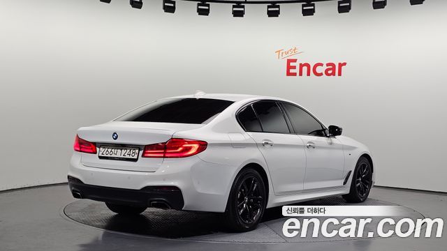 BMW 5-Series 520d M Sport package