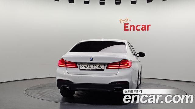 BMW 5-Series 520d M Sport package