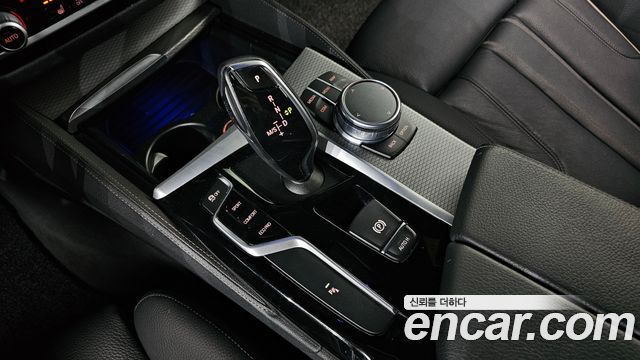 BMW 5-Series 520d M Sport package