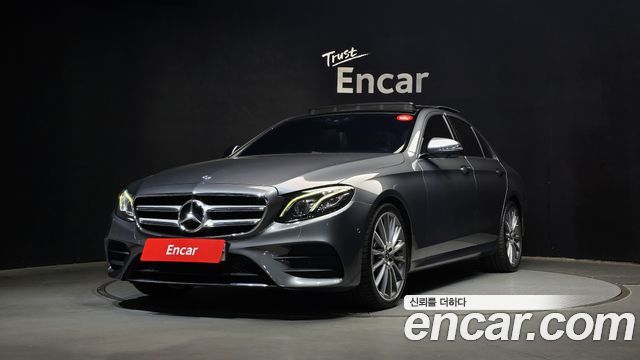 Mercedes-Benz E-Class E300 4MATIC AMG Line