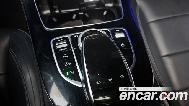 Mercedes-Benz E-Class E300 4MATIC AMG Line