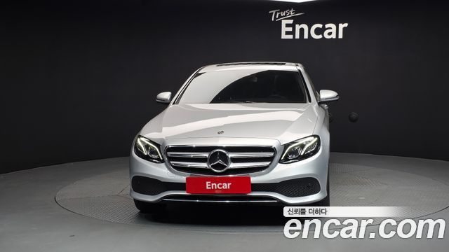 Mercedes-Benz E-Class E220d Avantgarde