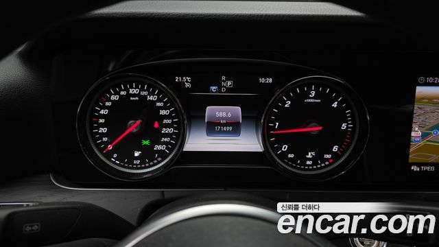 Mercedes-Benz E-Class E220d Avantgarde