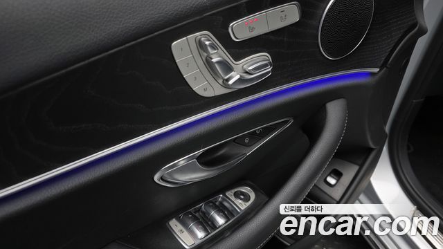 Mercedes-Benz E-Class E220d Avantgarde