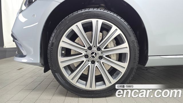 Mercedes-Benz E-Class E450 4MATIC Exclusive