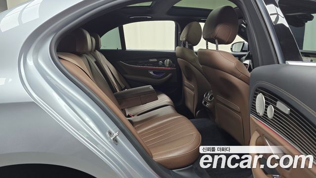 Mercedes-Benz E-Class E450 4MATIC Exclusive
