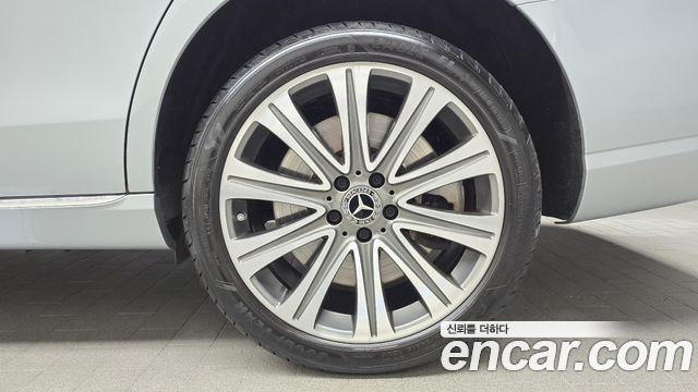 Mercedes-Benz E-Class E450 4MATIC Exclusive