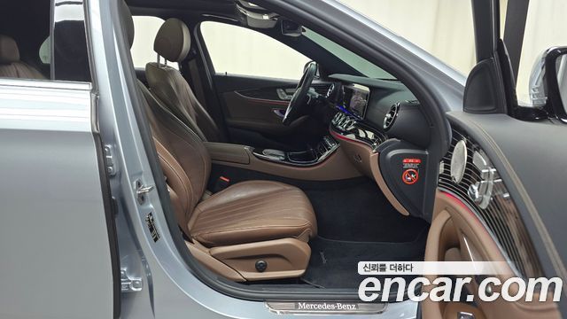 Mercedes-Benz E-Class E450 4MATIC Exclusive