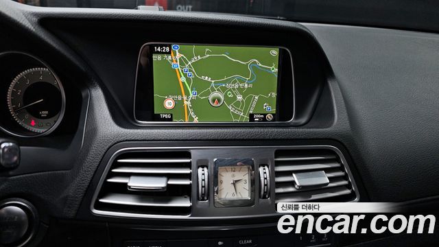 Mercedes-Benz E-Class E200 Cabriolet