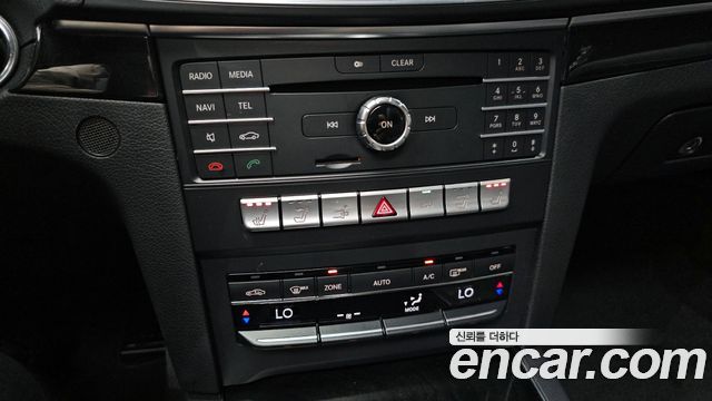 Mercedes-Benz E-Class E200 Cabriolet