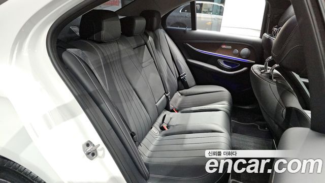 Mercedes-Benz E-Class E300e Exclusive
