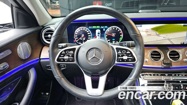 Mercedes-Benz E-Class E300e Exclusive