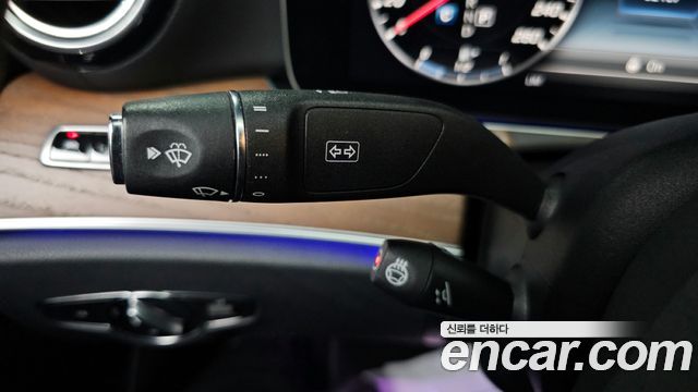 Mercedes-Benz E-Class E300e Exclusive