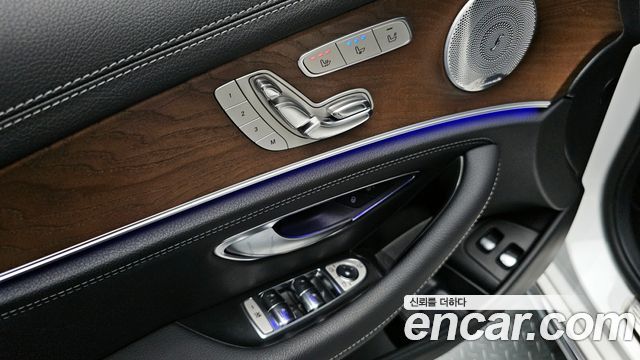 Mercedes-Benz E-Class E300e Exclusive