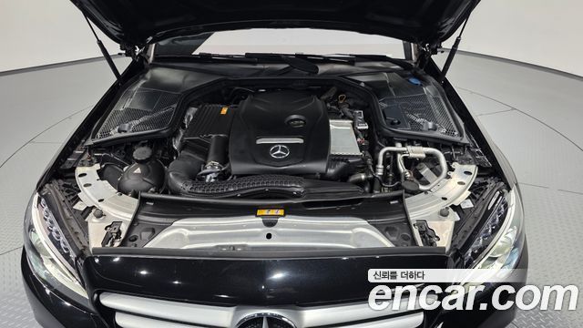 Mercedes-Benz C-Class C200