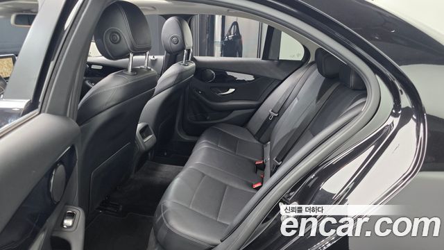 Mercedes-Benz C-Class C200