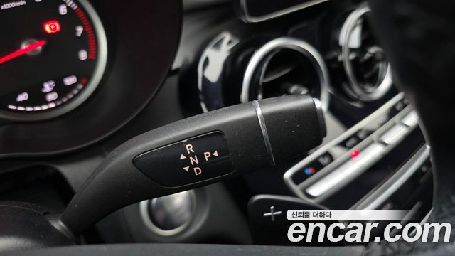 Mercedes-Benz C-Class C200
