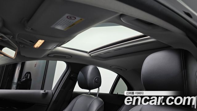 Mercedes-Benz C-Class C200